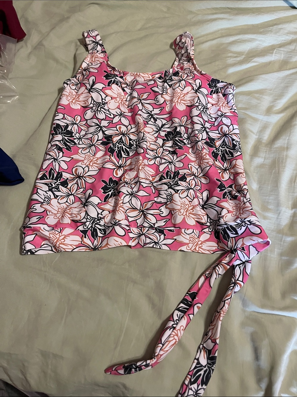 Women’s Pink Floral Tie-Hem Tank Top